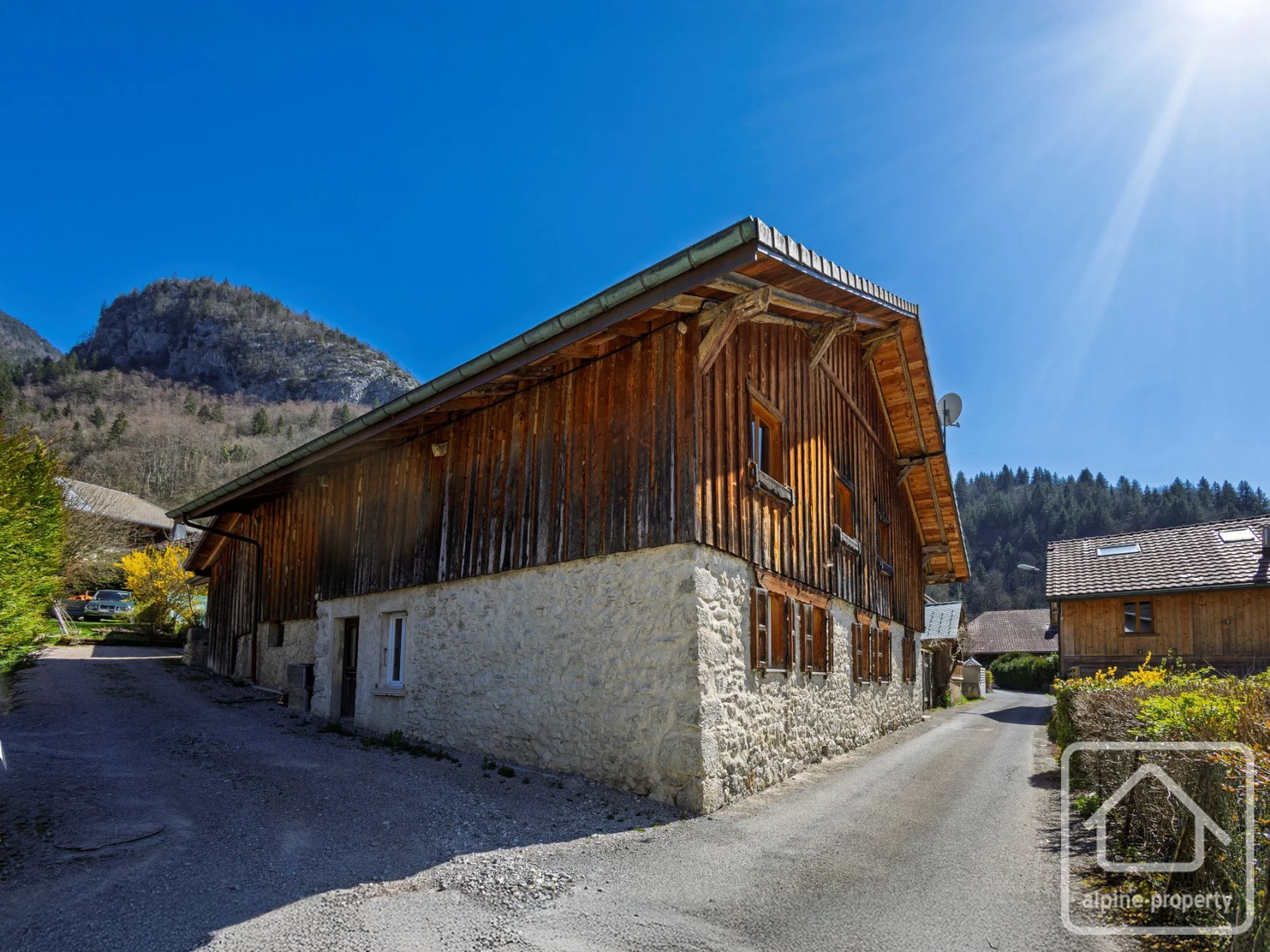 Ferme Le Gys, Le Biot, St Jean d'Aulps & Vallée (photo 2)