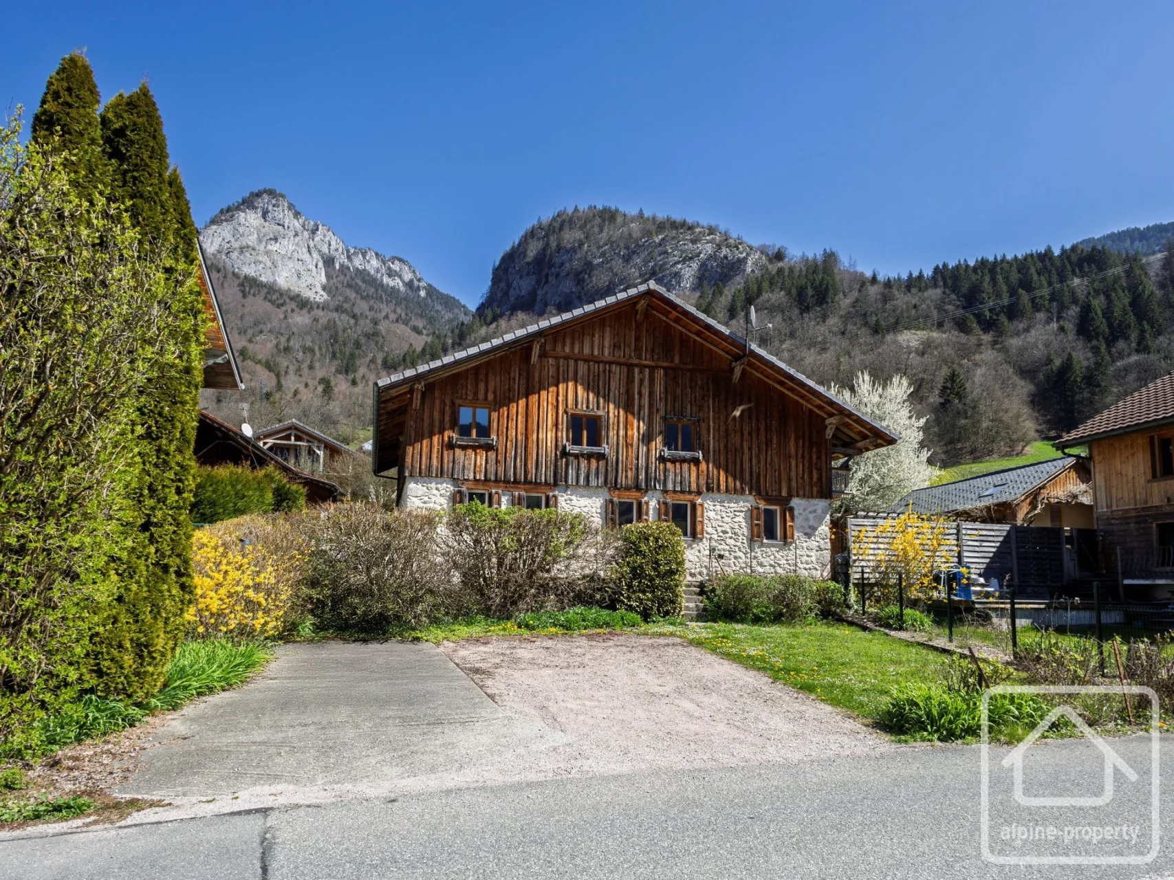 Ferme Le Gys, Le Biot, St Jean d'Aulps & Vallée (photo 3)