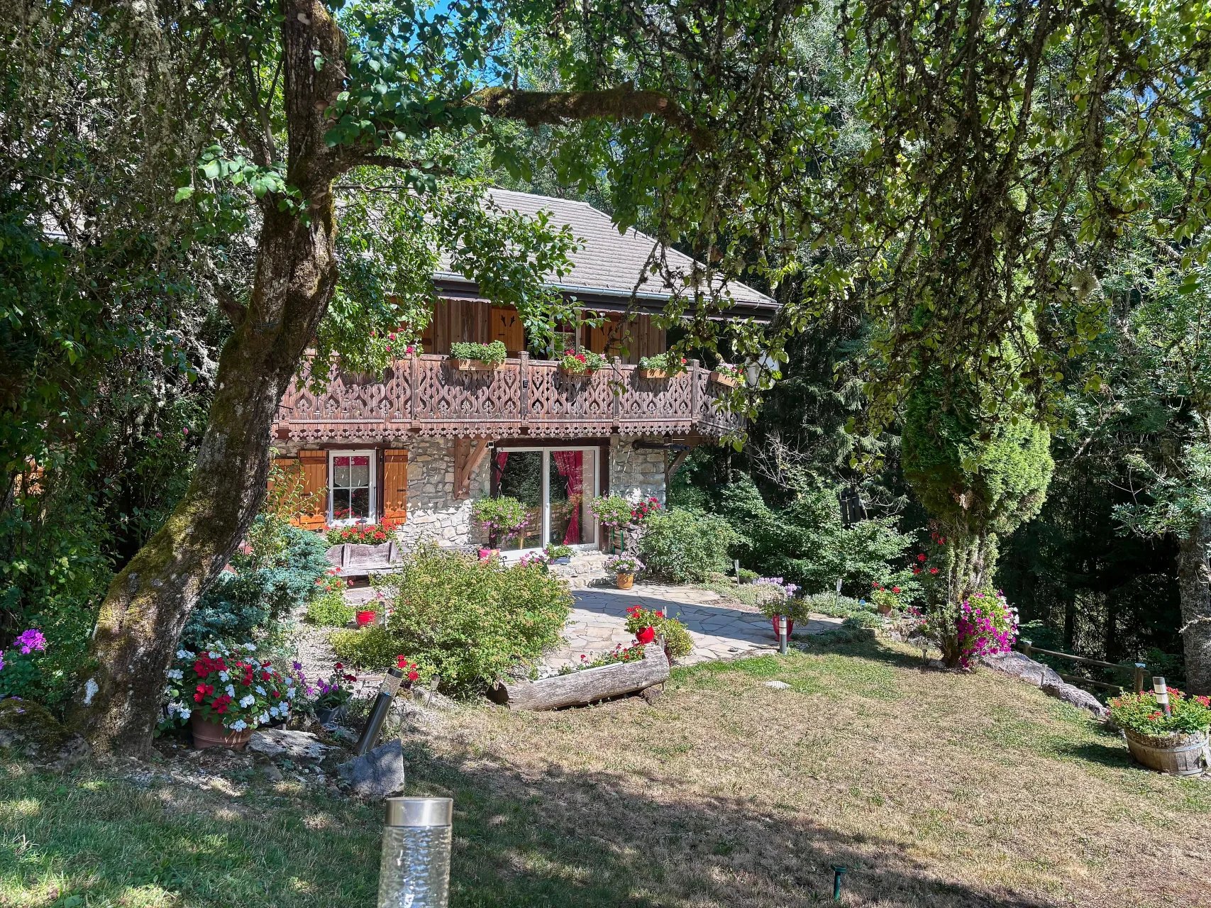 Chalet Les Landoz, Seytroux, St Jean d'Aulps & Vallée (photo 3)