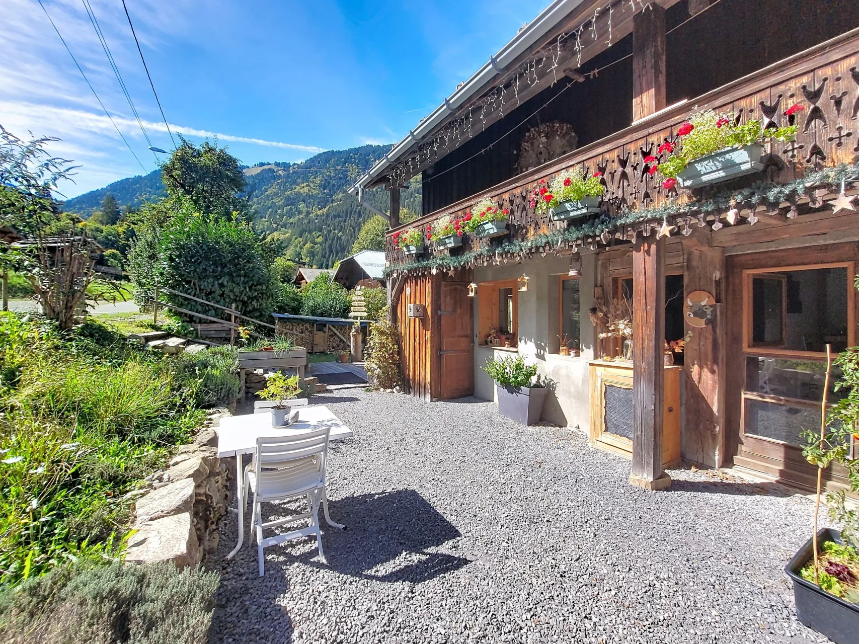 Chalet La Grotte aux Marmottes, Saint-Jean-d'Aulps, St Jean d'Aulps & Vallée (photo 3)