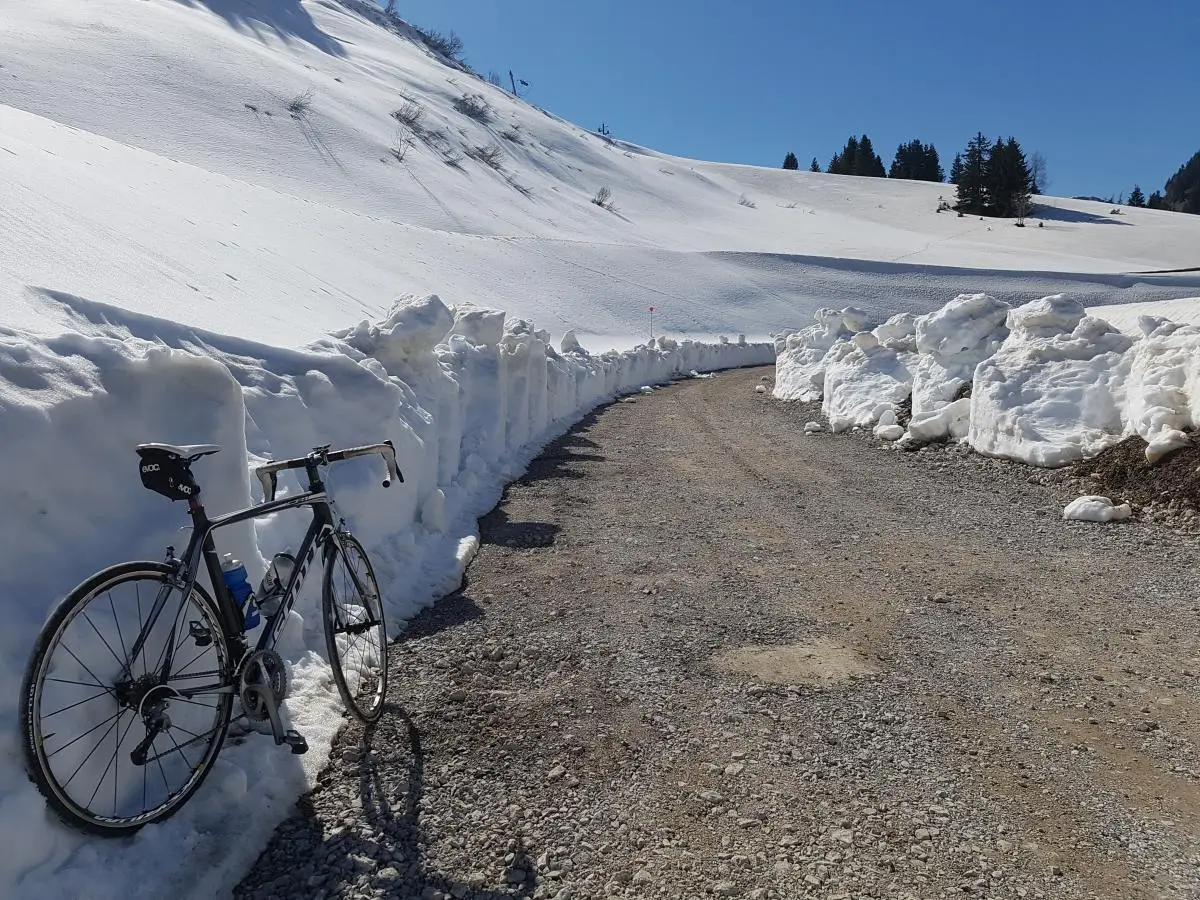 Col de Joux Plane Open or Closed?